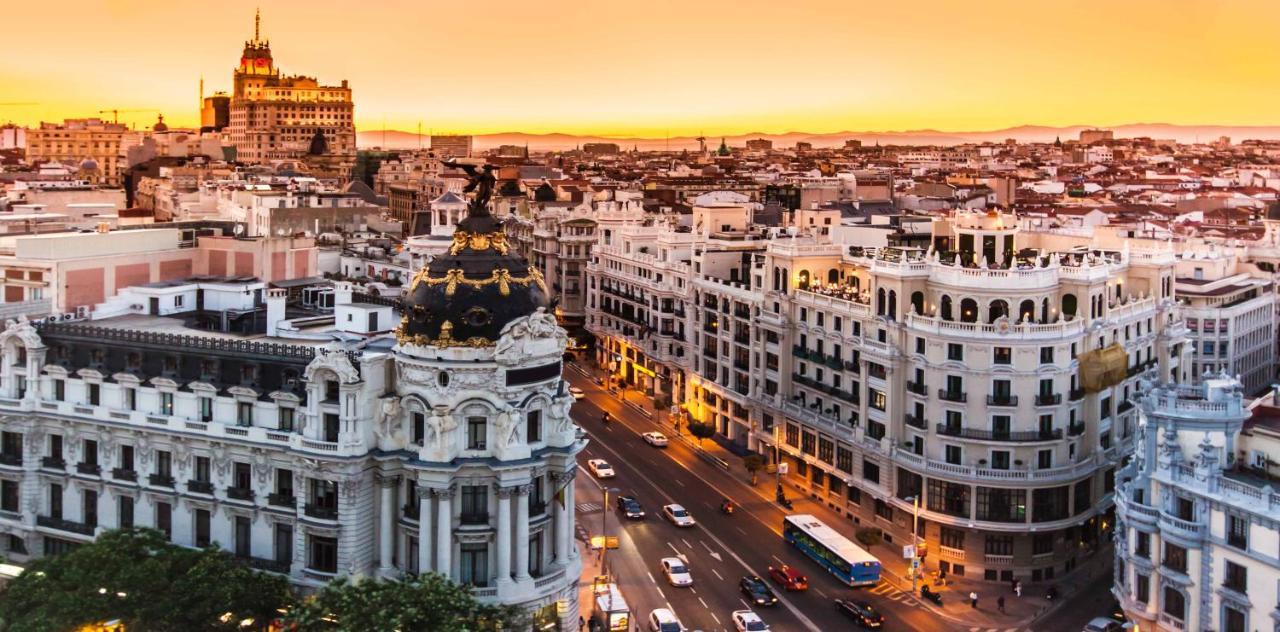 Puerta Del Sol Carretas Apartaments & Rooms Madrid Exteriör bild